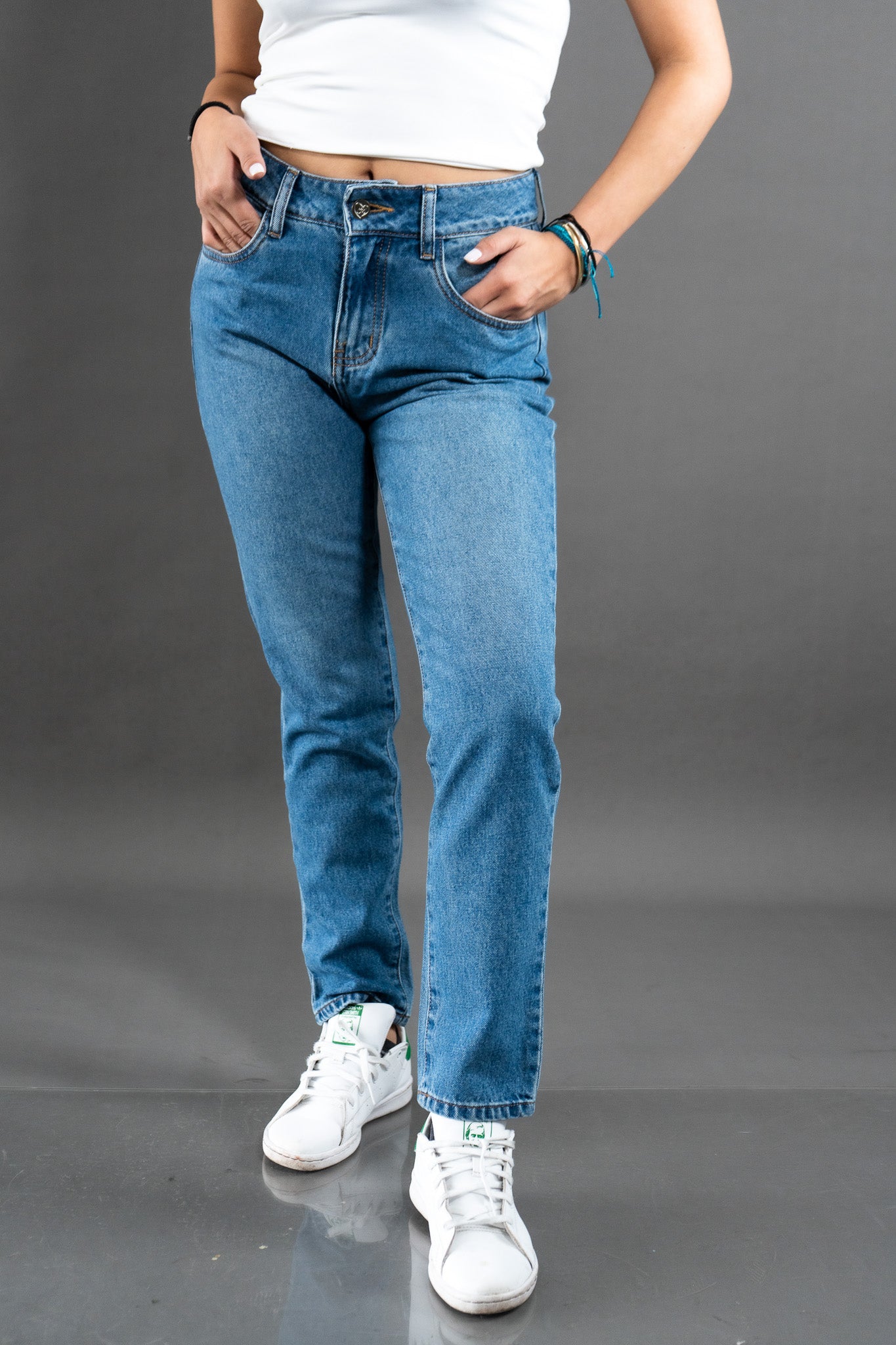 Mom Jean Maiz