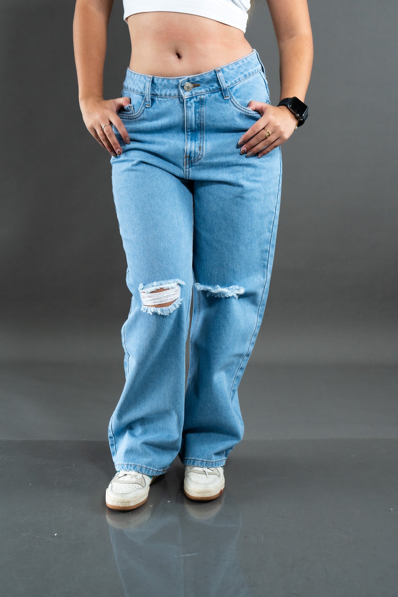 Wide Leg Ripped Hielo