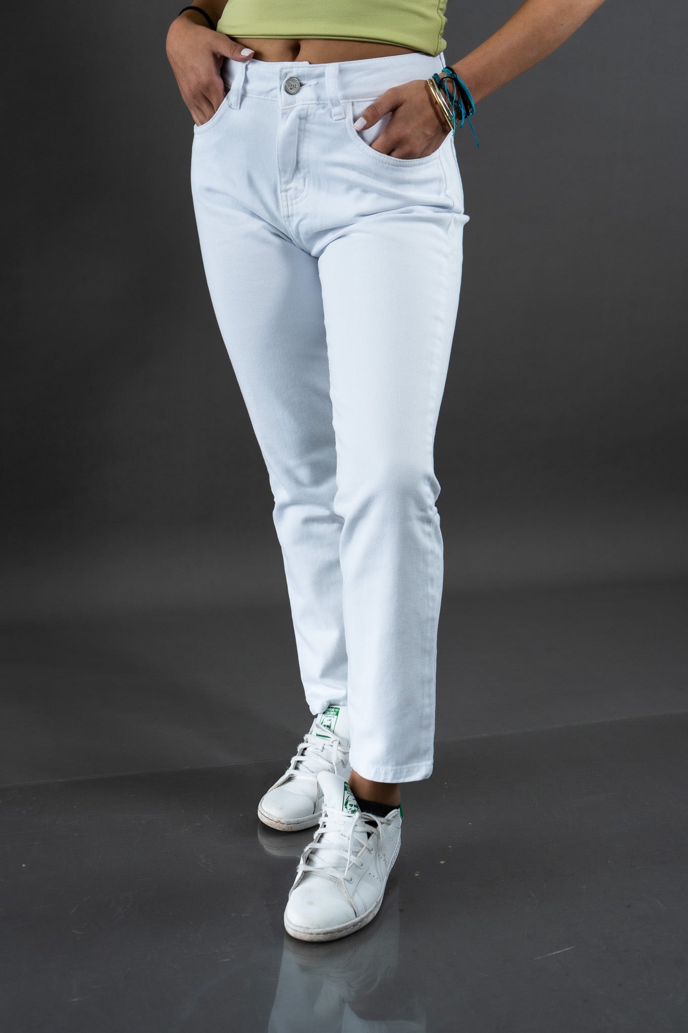 Mom Jean Blanco