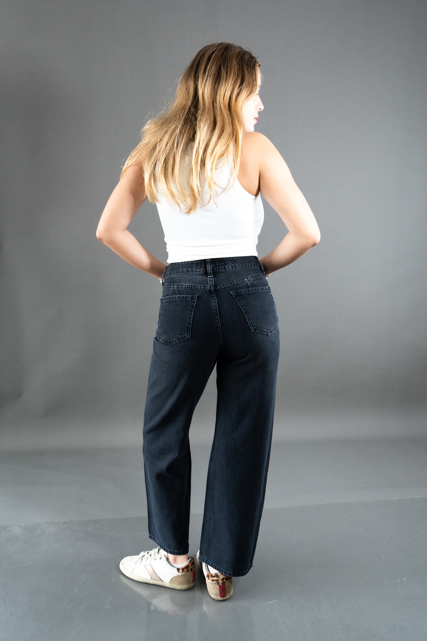 Wide Leg Ripped Plomo